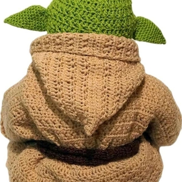 Crochet Baby Yoda Costume Mandalorian Star Wars Halloween Costume NEW - Picture 12 of 12